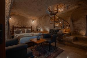 Deluxe Double Room (2 Adults + 1 Child) room in Aydinli Cave Hotel