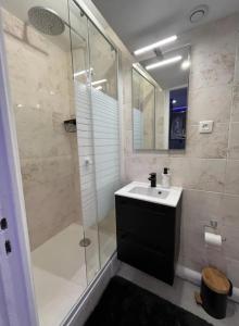 Room & Jacuzzi - Stade de France