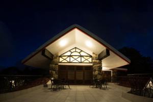 Stone by Tranq Villas 4BHK Infinity Pool Retreat at Lonavala