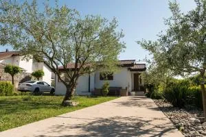 Kuća za odmor Sunce - 柳布什基