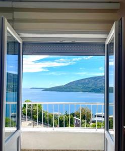 XENIA Seaview Apartment