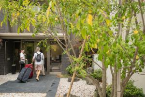 HOME INN KUJO KAWARAMACHI