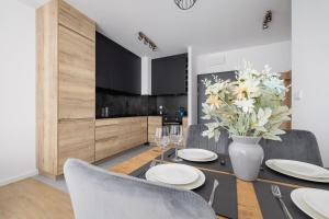 Katowice Apartament przy Parku Śląskim Bytkowska by Noclegi Renters