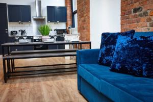 The Garnet Suite