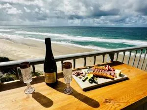 BEACHSIDE/ PARADISE BEST VIEWS GOLD COAST - Main Beach