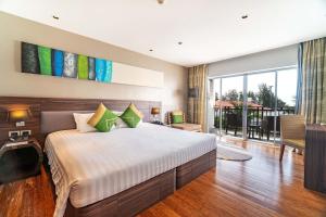 Holiday Inn Resort Phuket Karon Beach by IHG