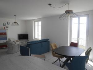 Le belvue de St Hilaire