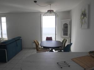 Le belvue de St Hilaire