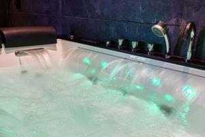 Le SPA & Cocon - Jacuzzi - Sauna - Clim - Melina&Alfred