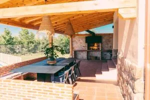 Casa Rural Torrecaballeros - Basardilla