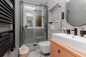 Mediterranean Bliss apartment near Old Town and beach