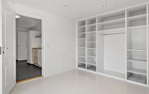 Gorgeous Apartment In Gandrup With Wifi