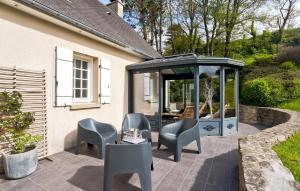 Pet Friendly Home In Omonville-La-Rogue