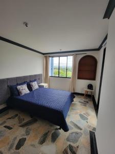 Bello y amplio apartamento cerca al aeropuerto