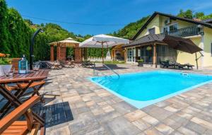 Beautiful Home In Tuheljske Toplice