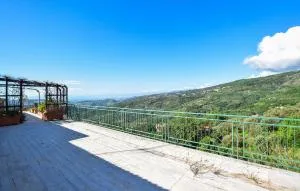 Cozy Apartment In Perdifumo With Wifi - Vatolla