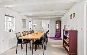 5 Bedroom Beautiful Home In Humble