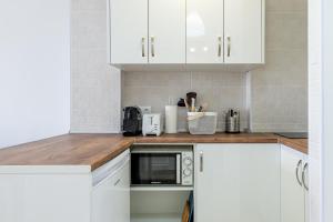 797 HOLIDAY RENTALS - Moderno estudio con hermosa vista en Ju