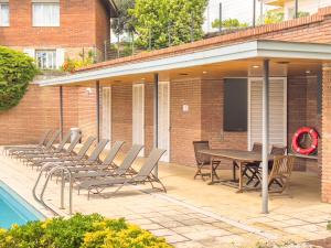 Majordoms - Sports Villa Banyoles