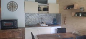 REZ DE JARDIN CALME ST LARY PROCHE TELECABINE