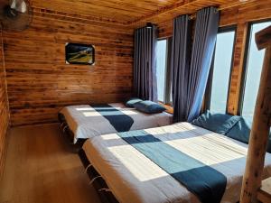 Laochai Moutain View