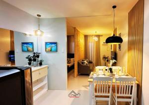 Comfortable 1BR Condo in Puerto Princesa with Balcony & Pool - B2 5Chrysolite