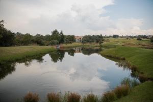 2 bedroom apartment Jackal creek golf estate