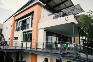 2 bedroom apartment Jackal creek golf estate