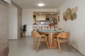 Contemporary apartment in Boggiani Avenue