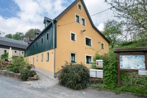 Ferienwohnungen am Waldrand