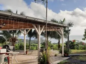 Maison de charme vue mer et montagne au François - Beauregard