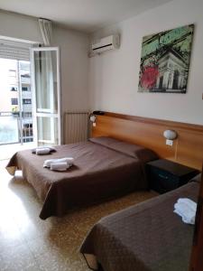 Double Room with Balcony room in Hotel Lombardia