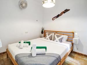 Espalter Onyx by Hello Homes Sitges