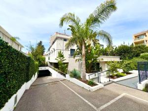 B035 Magnifique appartement neuf a deux pas du centre