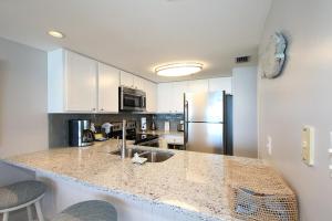 One Seagrove Place 0403