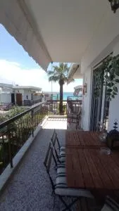 MARINA'S APARTMENT - 尼亚·蒙达尼亚