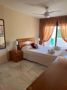 Elegant Apartment in Benahavís with Shared Pool, 100 m²