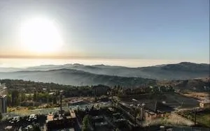 Faqra Hills Hotel - Brummānā