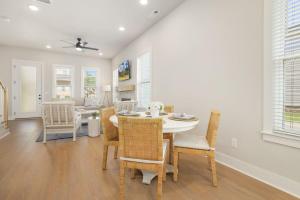 Home Base Haven-0 5mi to Baum Walker Field