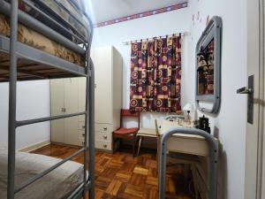 Frente ao mar e shopping La Plage, 2 quartos sacada , 1 vaga de garagem