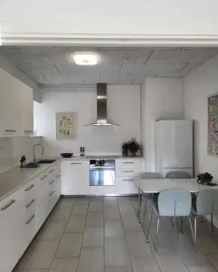 Charmerende villalejlighed på 80 kvm inklusiv gårdhave - Højbjerg