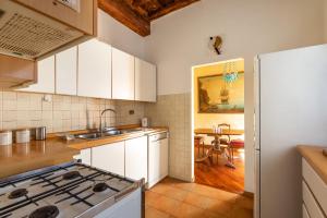 Trevi Comfortable Apartment with Terrace | Romeloft