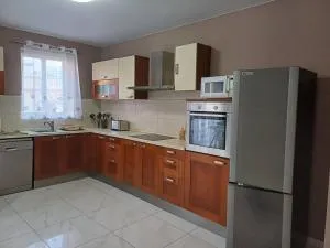 Large 3 bedroom - central Bugibba - Bur Marrad