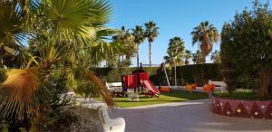 Cala Blanca 1. LINEA - Holiday Resort