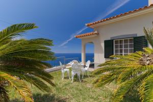 Familia Teixeira House by AH - 3hvězdičkové hotely ve městě Arco da Calheta