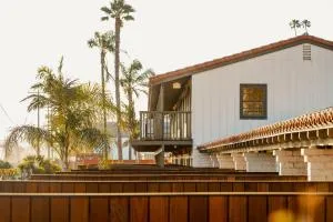 El Caminante Bar & Bungalows - كابيسترانو بيتش