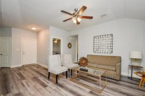 House 3 years old, Close to mall, Restaurants, IAH