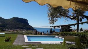 Nido d'Amore con piscina e vista - Ubytování bez kategorie ve městě Garda