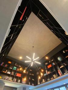 Studio Prime - VN Oscar Freire