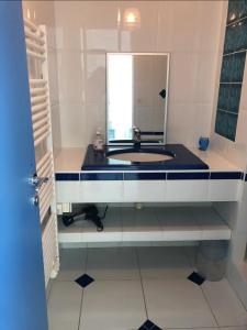 Appartements Roof top piscine chauffee 7 pers wifi : photos des chambres